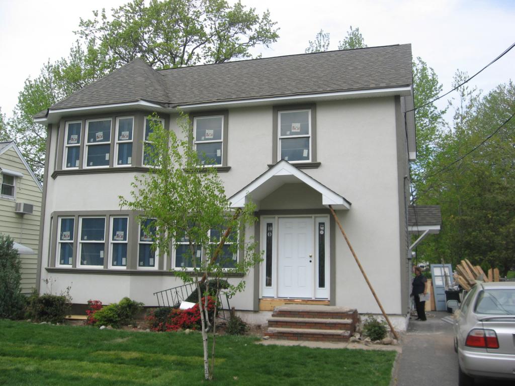 MLS #/Web ID: 2682355