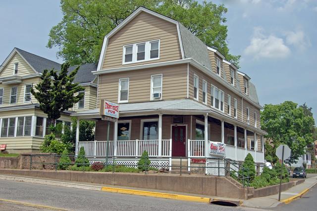 MLS #/Web ID: 2682455