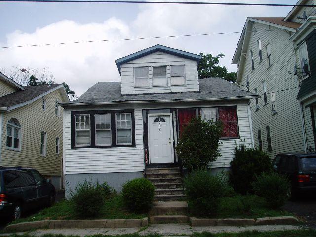 MLS #/Web ID: 2703855