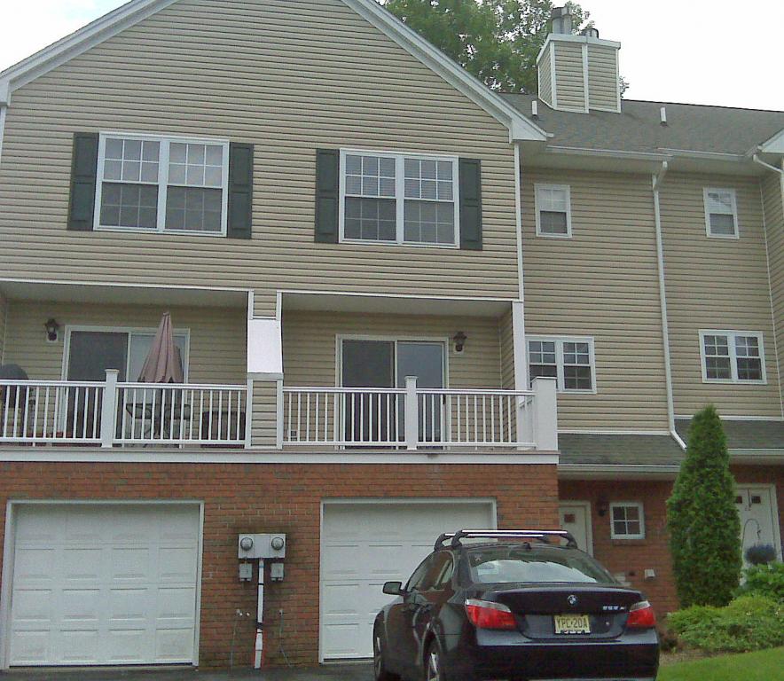 23 CASTLE DR