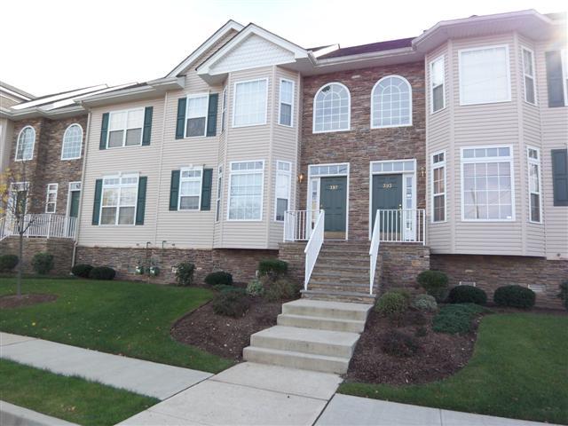MLS #/Web ID: 2725755