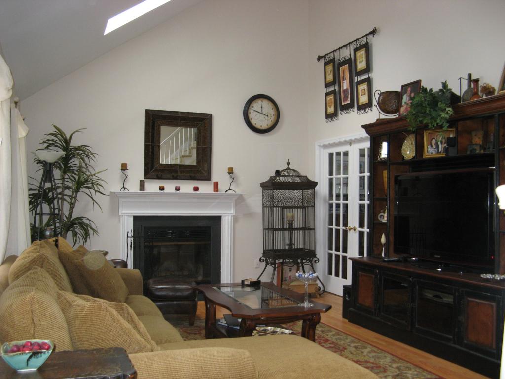 MLS #/Web ID: 2726255
