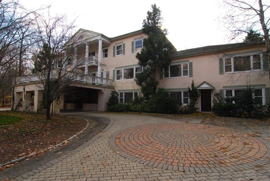 2 PENNY LN