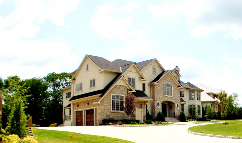 6 LAFAYETTE DR