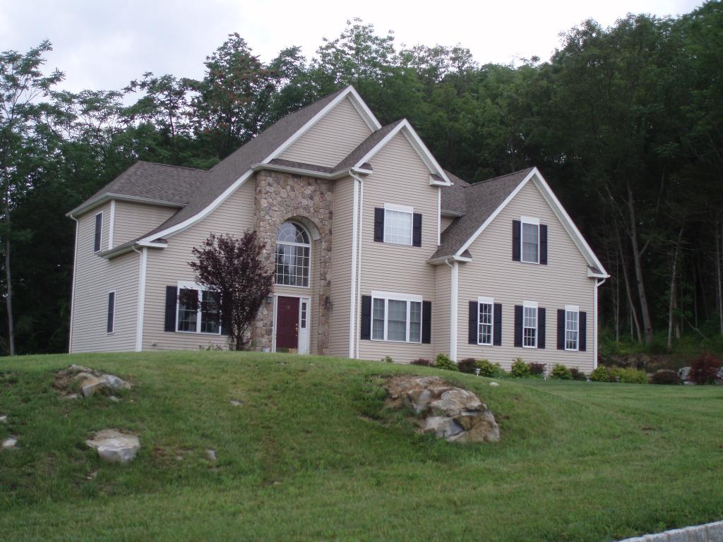 10 WALNUT TRL