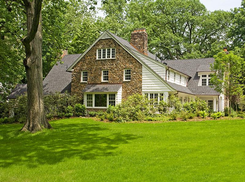 11 BARBERRY LN