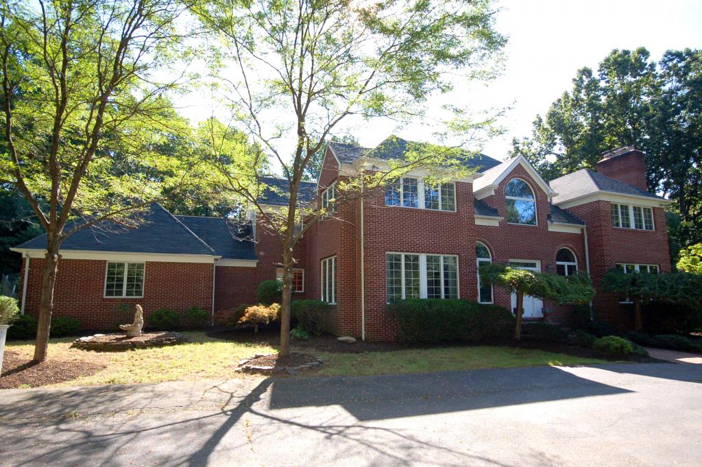 601 COKESBURY RD