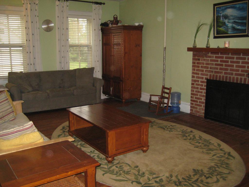 441 DELAWARE AVE