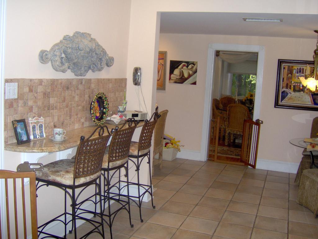 MLS #/Web ID: 2720756