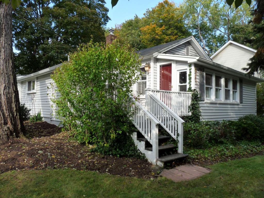 MLS #/Web ID: 2722356