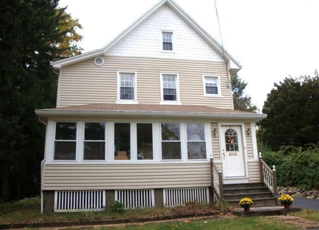 10 W CRESCENT AVE