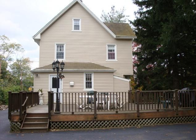 10 W CRESCENT AVE