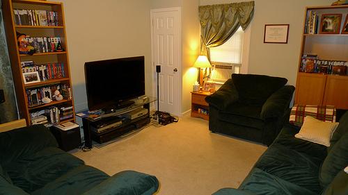 MLS #/Web ID: 2723256