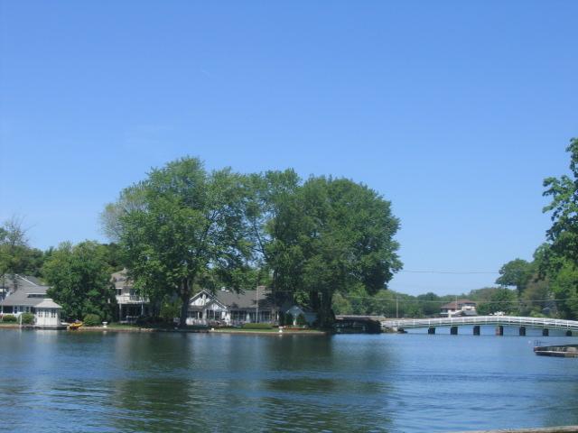 MLS #/Web ID: 2724856