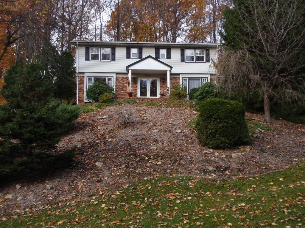 MLS #/Web ID: 2725356