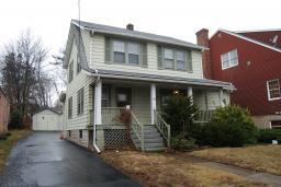 305 MAIN ST
