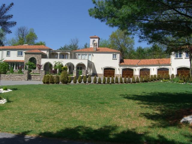 MLS #/Web ID: 2546757