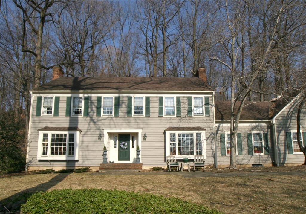44 CHESTNUT AVE