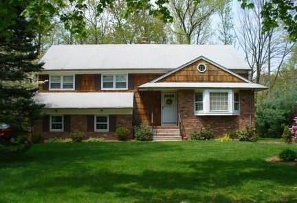 MLS #/Web ID: 2696257