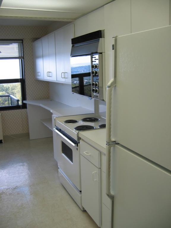 2 Claridge Drive - 7EE