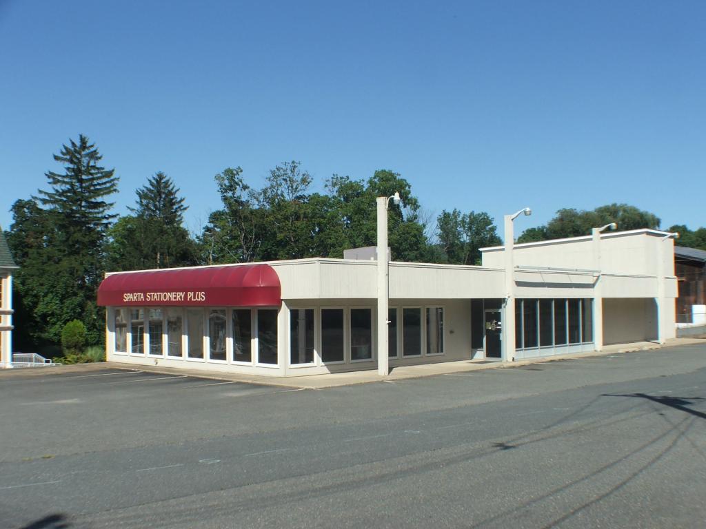 37 WOODPORT RD
