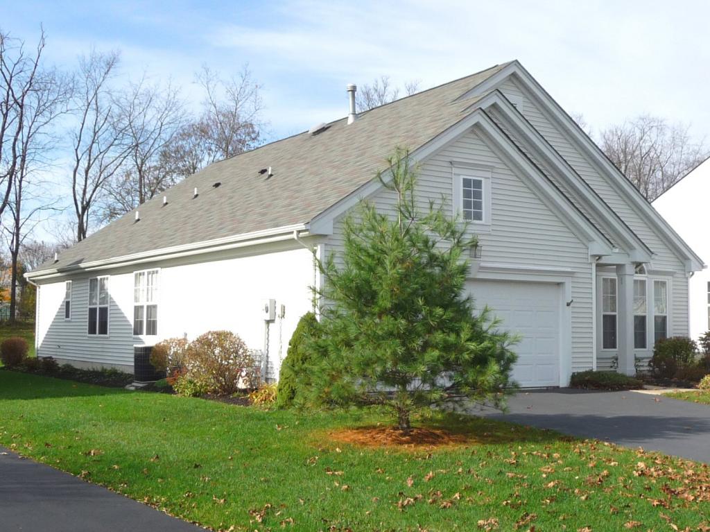 MLS #/Web ID: 2713657