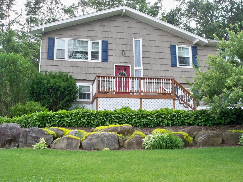 MLS #/Web ID: 2713857