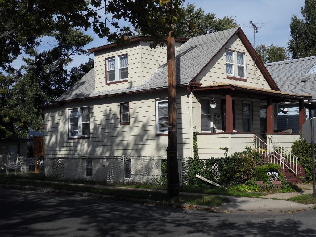 MLS #/Web ID: 2723257