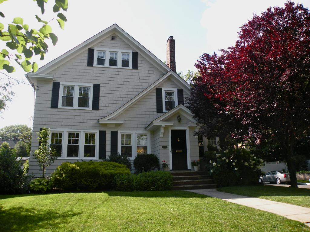 MLS #/Web ID: 2726157