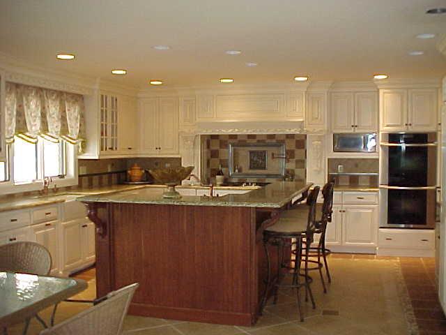 MLS #/Web ID: 2728157