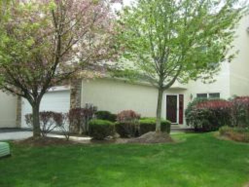 MLS #/Web ID: 2678558