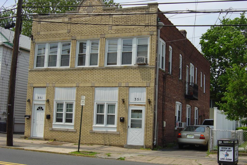 Multi Family for Sale, ListingId:13088294, location: 351 passaic Lodi 07644