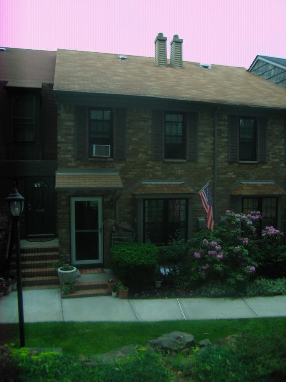 MLS #/Web ID: 2687258