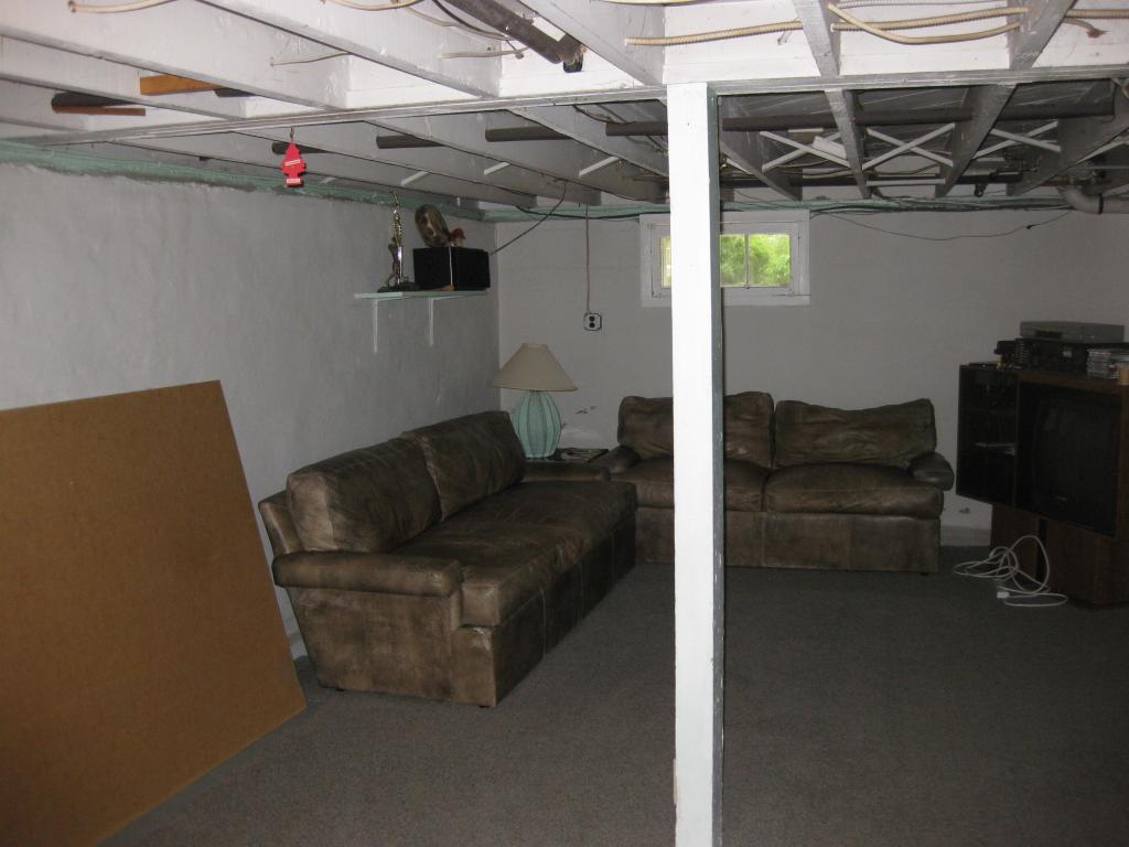 MLS #/Web ID: 2704958
