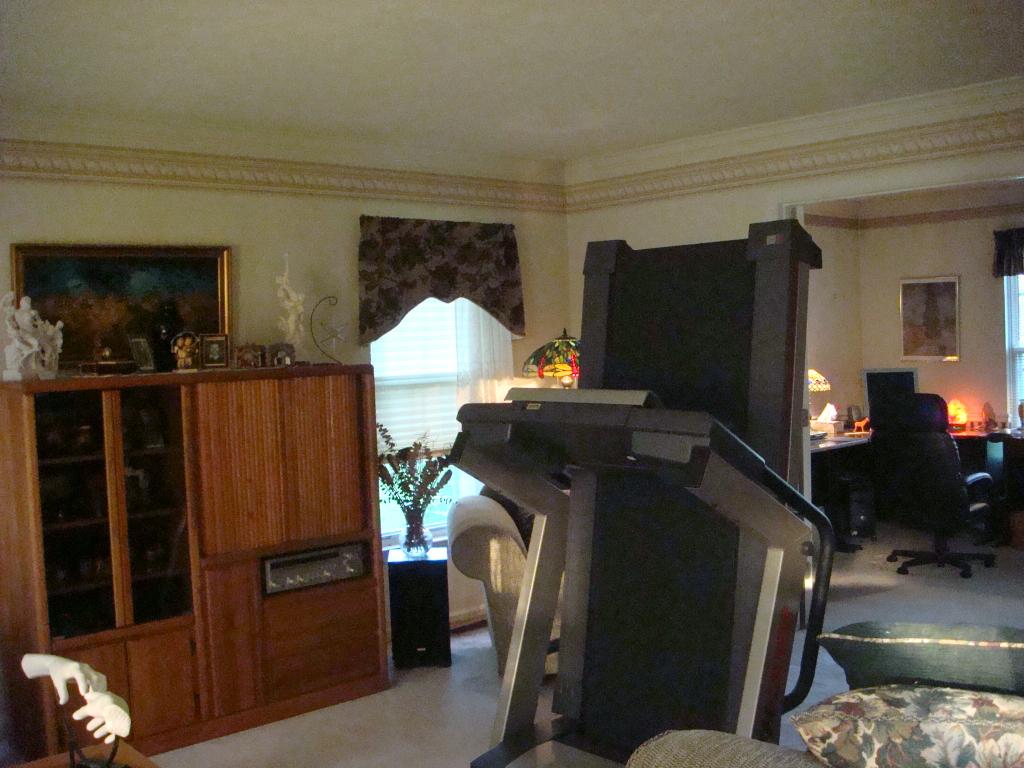9 CLIFFSIDE DR