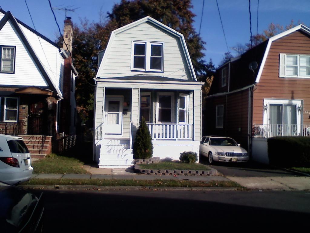 MLS #/Web ID: 2722658