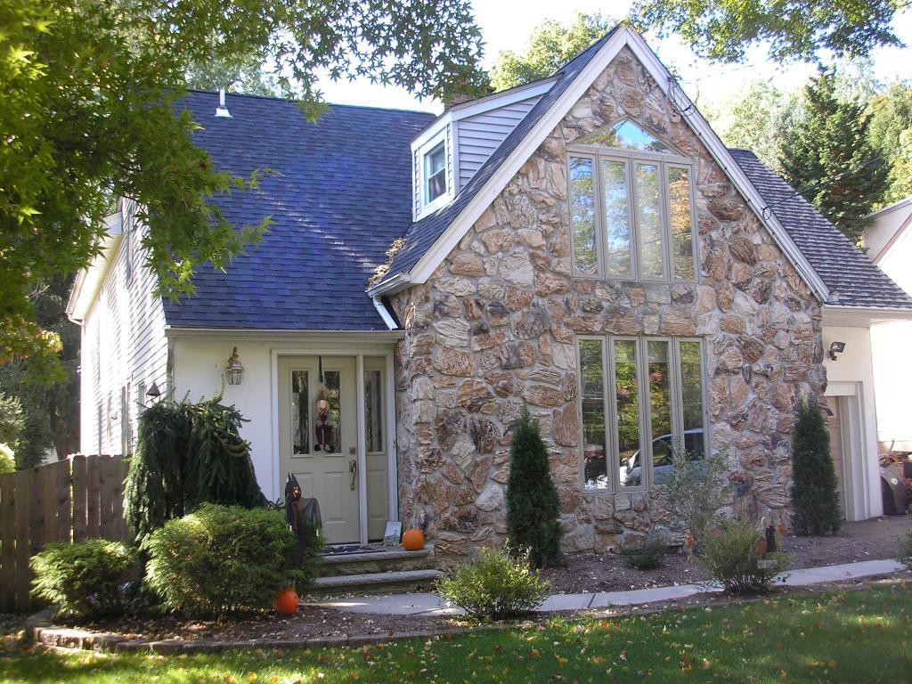 MLS #/Web ID: 2723358