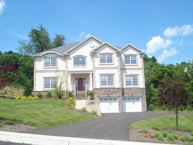 Single Family Home for Sale, ListingId:14393555, location: 12 Mountain View-CAMBRIDGE Lopatcong 08865