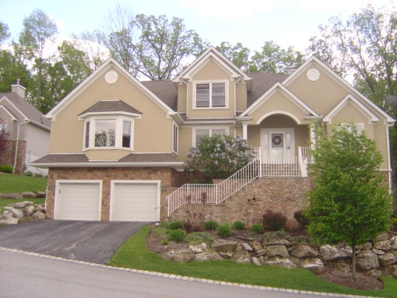 25 BRACKEN HILL RD