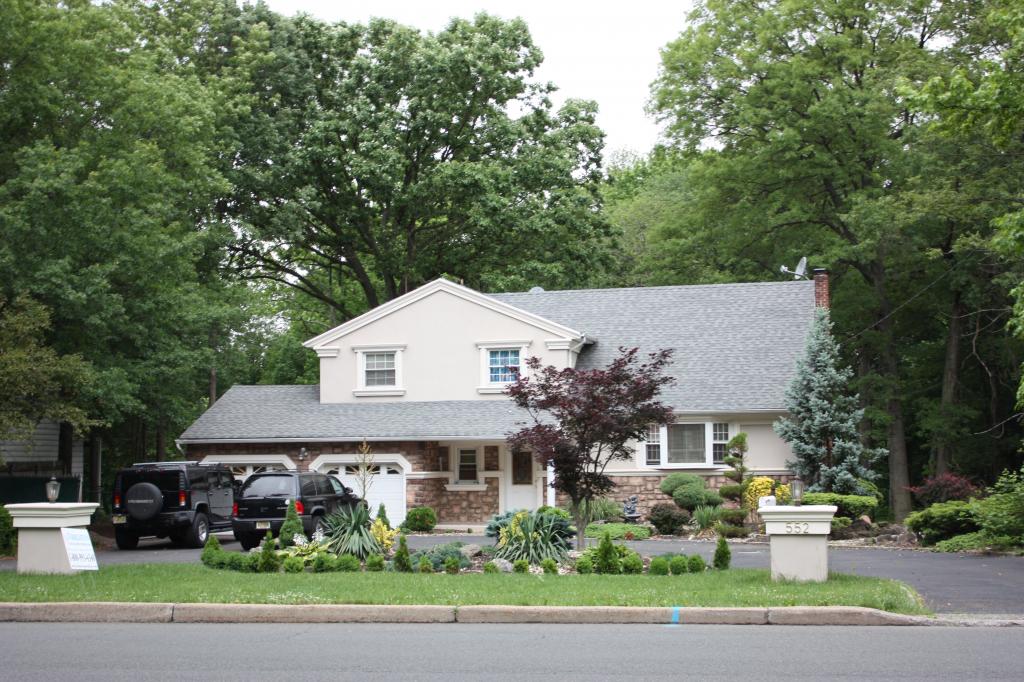 MLS #/Web ID: 2690959