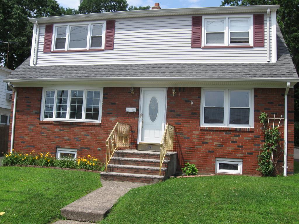 319 SOUTHSIDE AVE