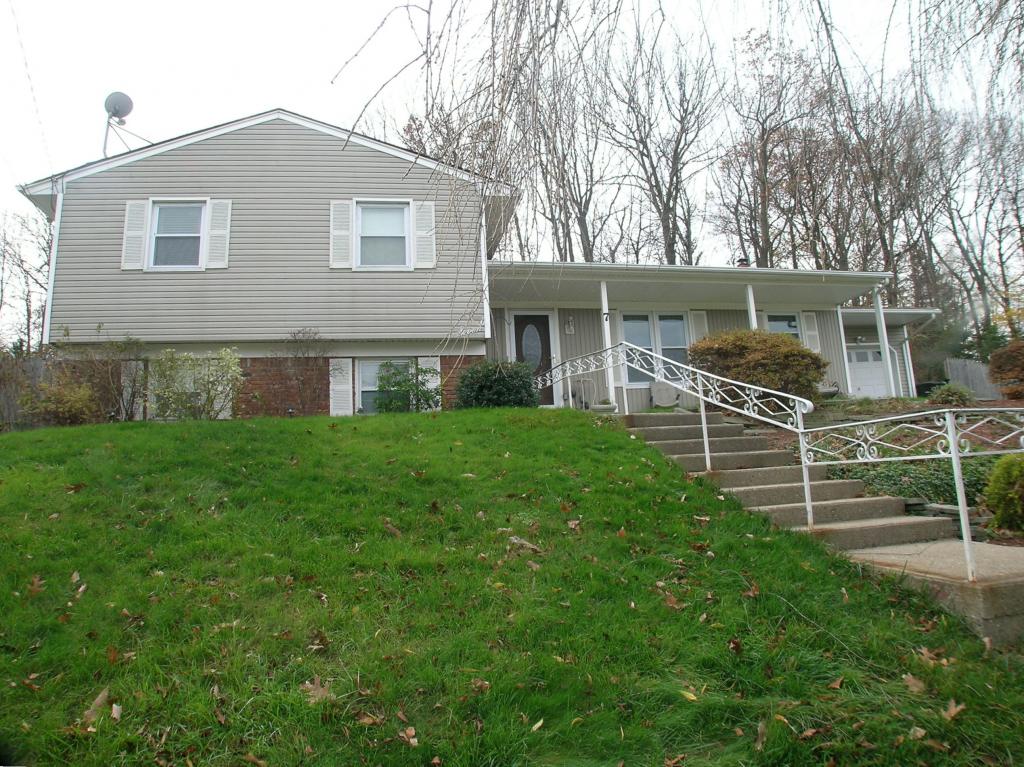 MLS #/Web ID: 2700659