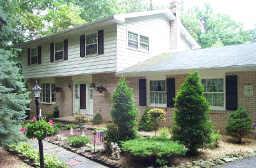 102 Hartmans Corner Rd