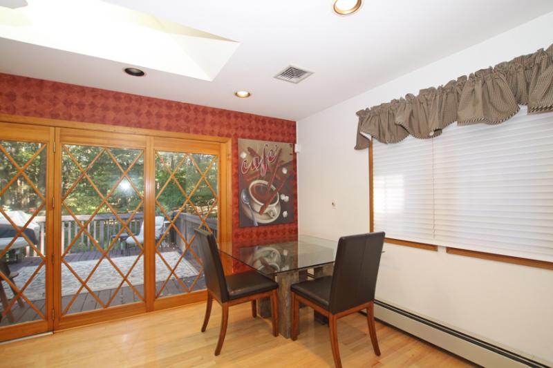 MLS #/Web ID: 2716759
