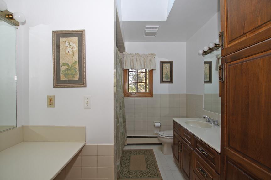 MLS #/Web ID: 2716759