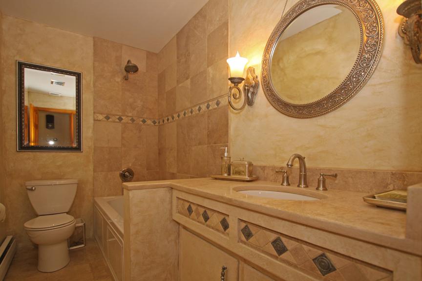 MLS #/Web ID: 2716759