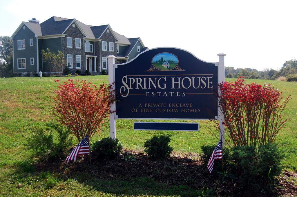 00 Spring House Court