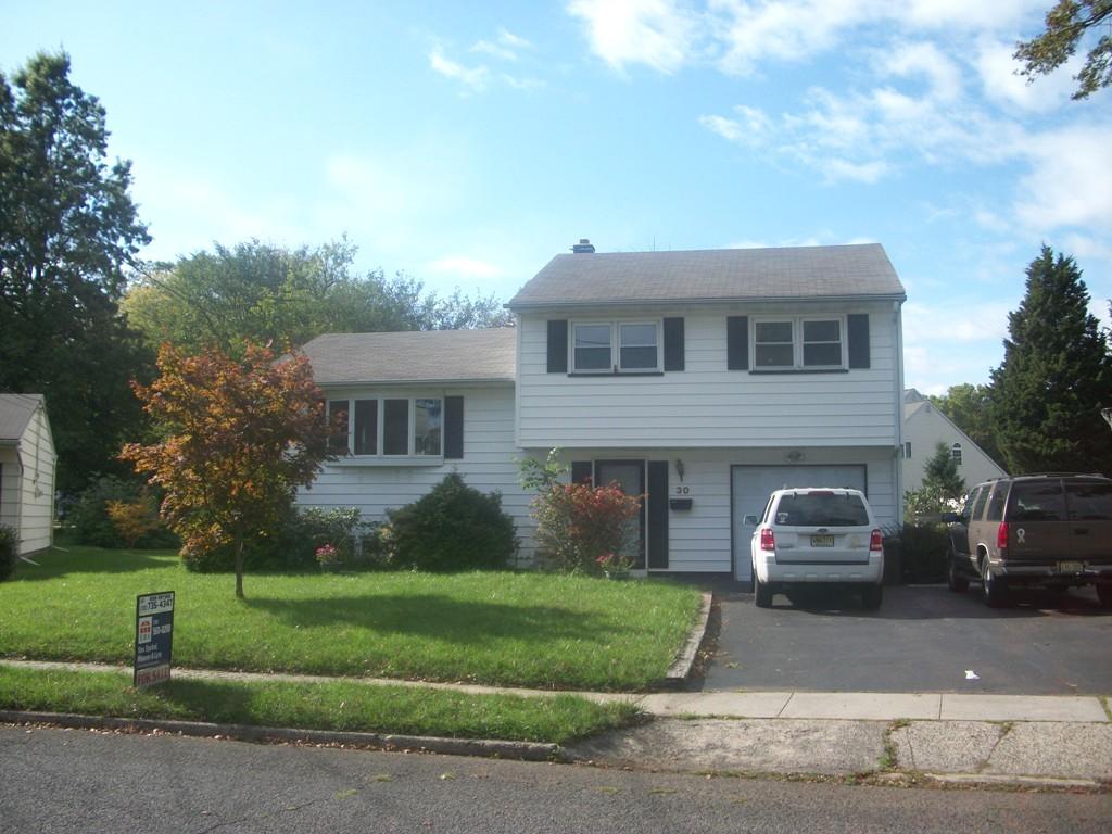 MLS #/Web ID: 2717759