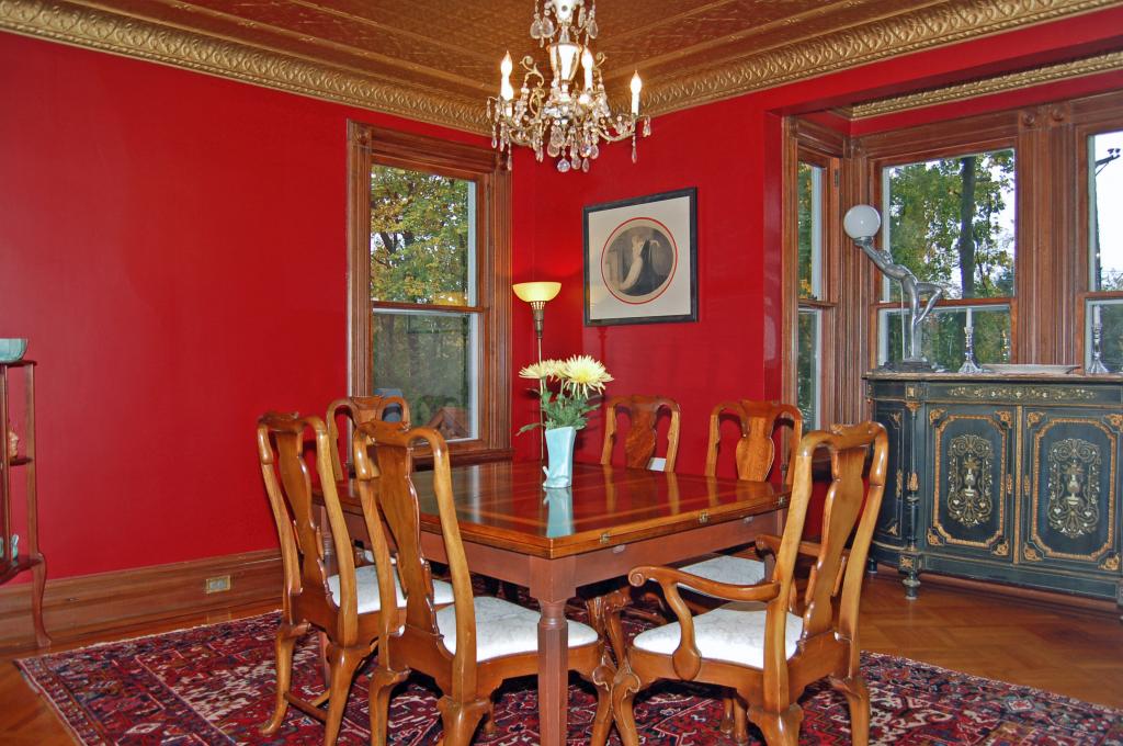 MLS #/Web ID: 2724659