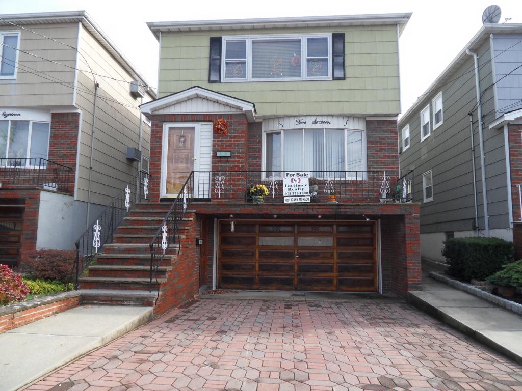 MLS #/Web ID: 2728159